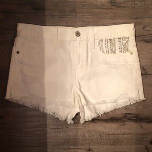 *NWOT* Abercrombie & Fitch White Jean Shorts